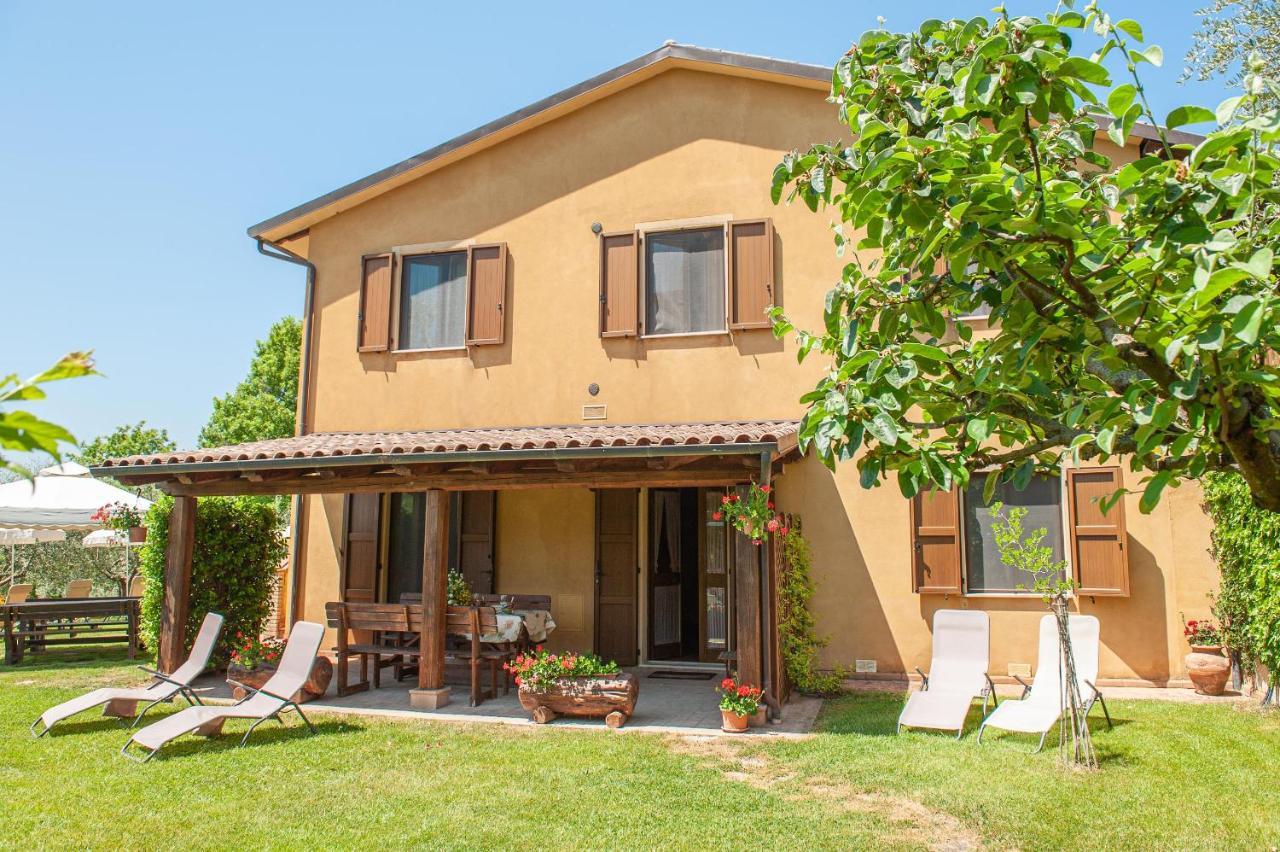 Agriturismo Le Dolci Colline Valfabbrica Eksteriør billede