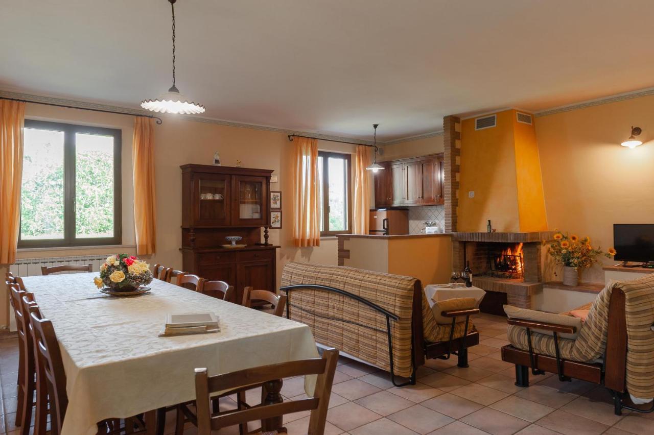 Agriturismo Le Dolci Colline Valfabbrica Eksteriør billede